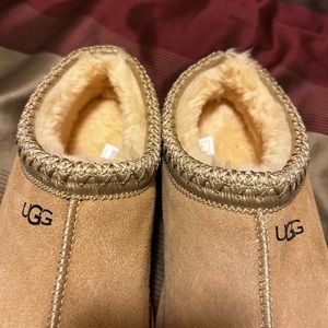 Ugg Tasman slippers
